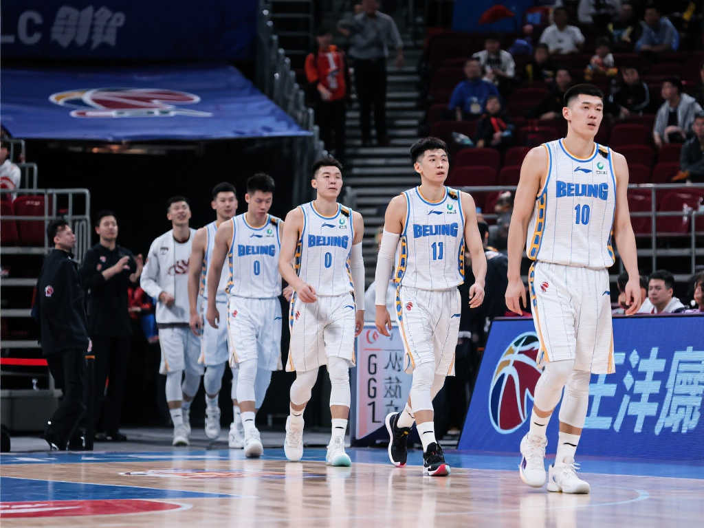 北京G1取胜，赛后退场引关注：全队冷静克制，拒绝骄傲自满！